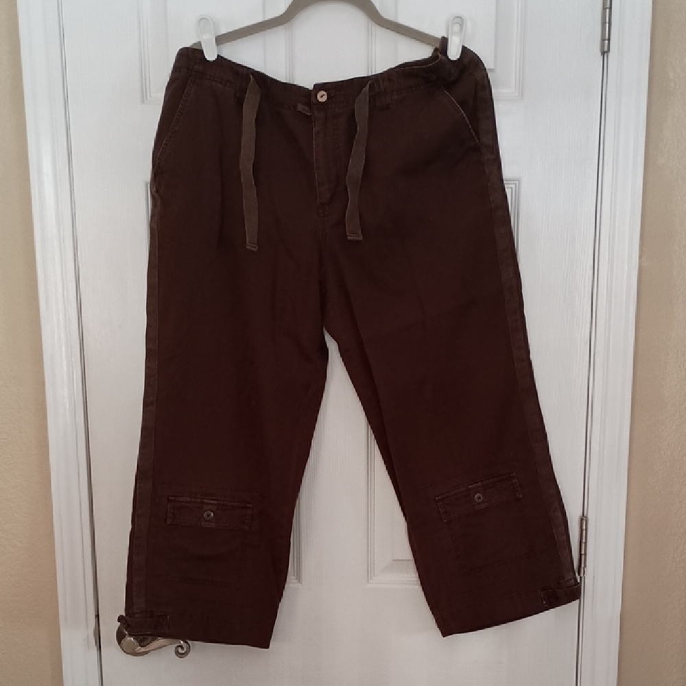 Columbia Sportswear Size Large Cargo Capris (b260)